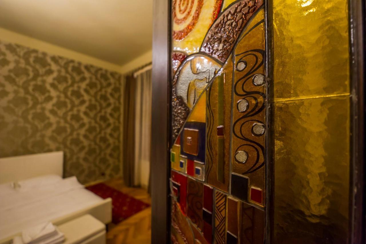 Aristocrat Vintage Apartment Brașov Exterior foto
